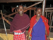 Massajerna med sina spjut